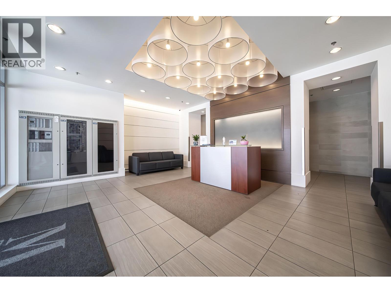 608 3008 Glen Drive, Coquitlam, British Columbia  V3B 0J5 - Photo 23 - R3060175