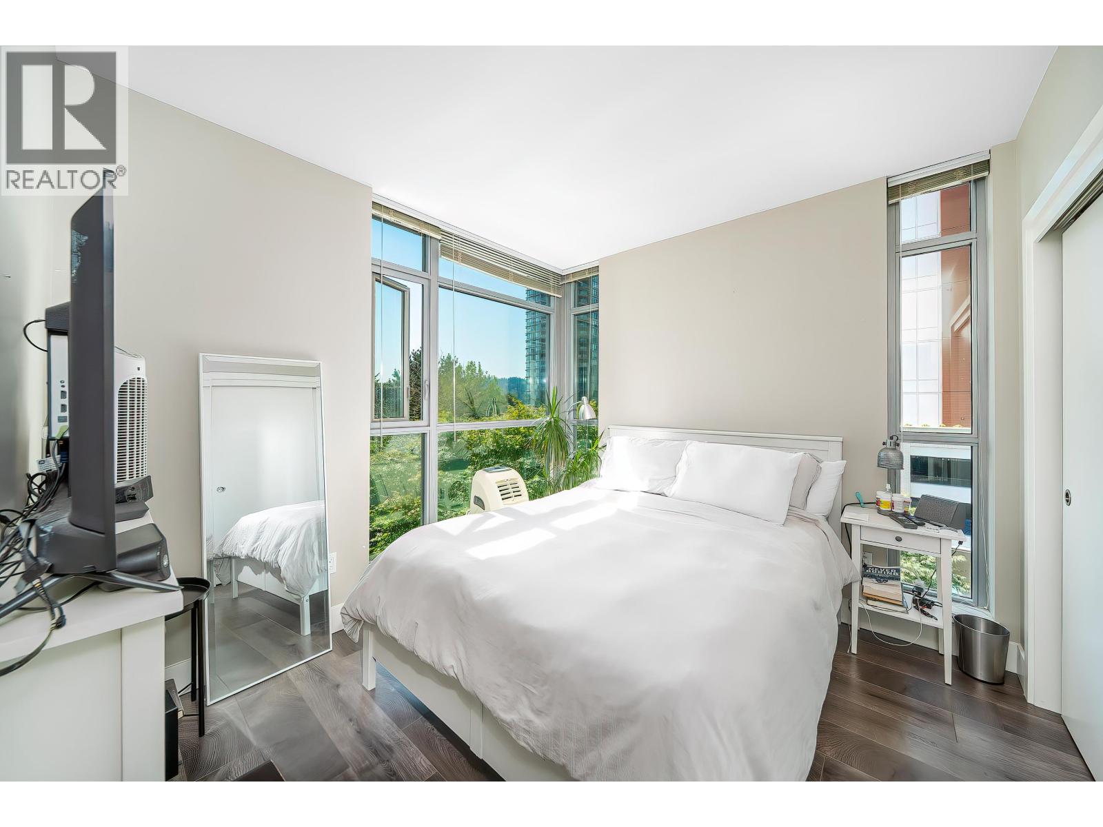 608 3008 Glen Drive, Coquitlam, British Columbia  V3B 0J5 - Photo 16 - R3060175