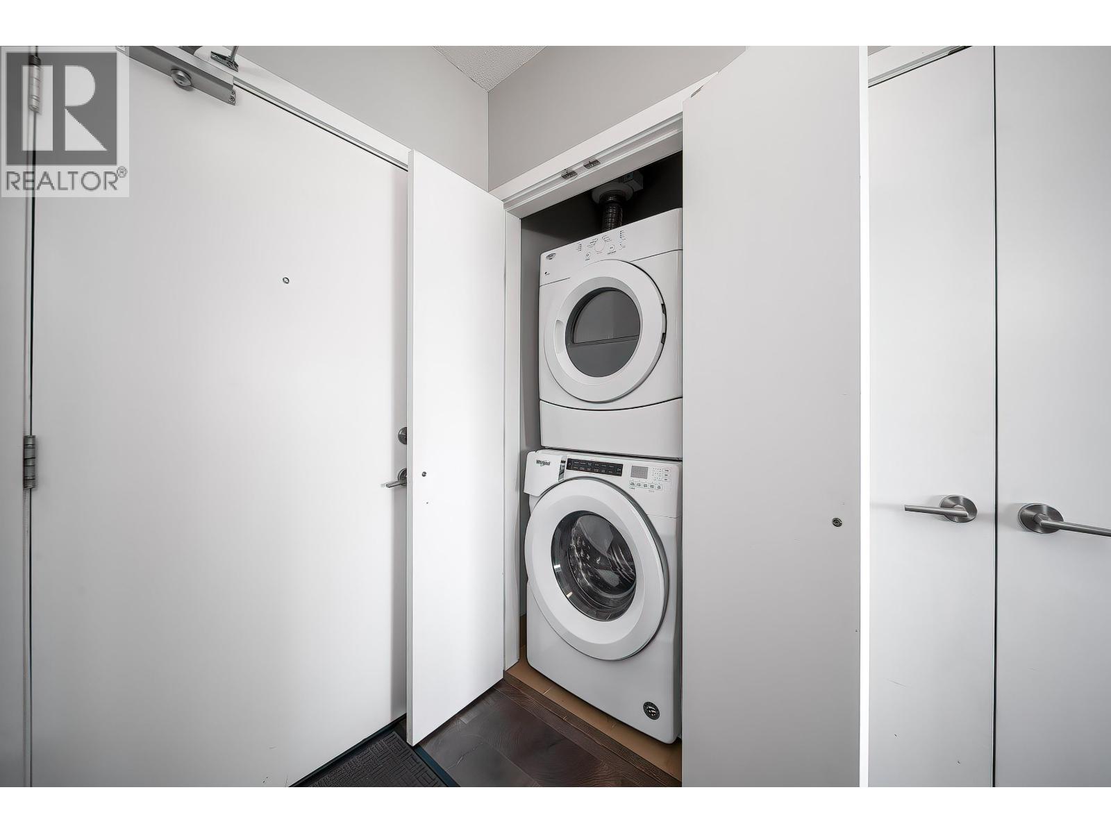 608 3008 Glen Drive, Coquitlam, British Columbia  V3B 0J5 - Photo 21 - R3060175