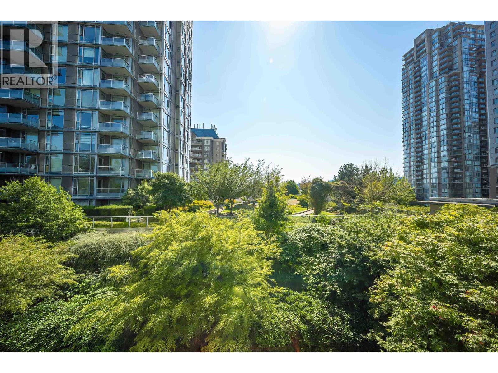 608 3008 Glen Drive, Coquitlam, British Columbia  V3B 0J5 - Photo 18 - R3060175