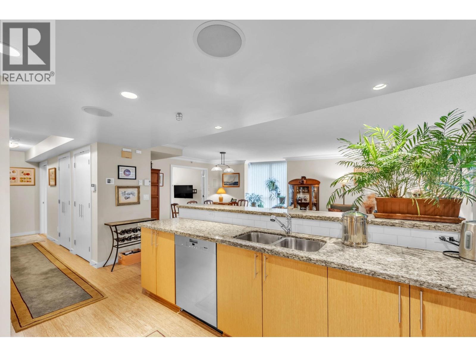 168 Prior Street, Vancouver, British Columbia  V6A 0A6 - Photo 8 - R3065082