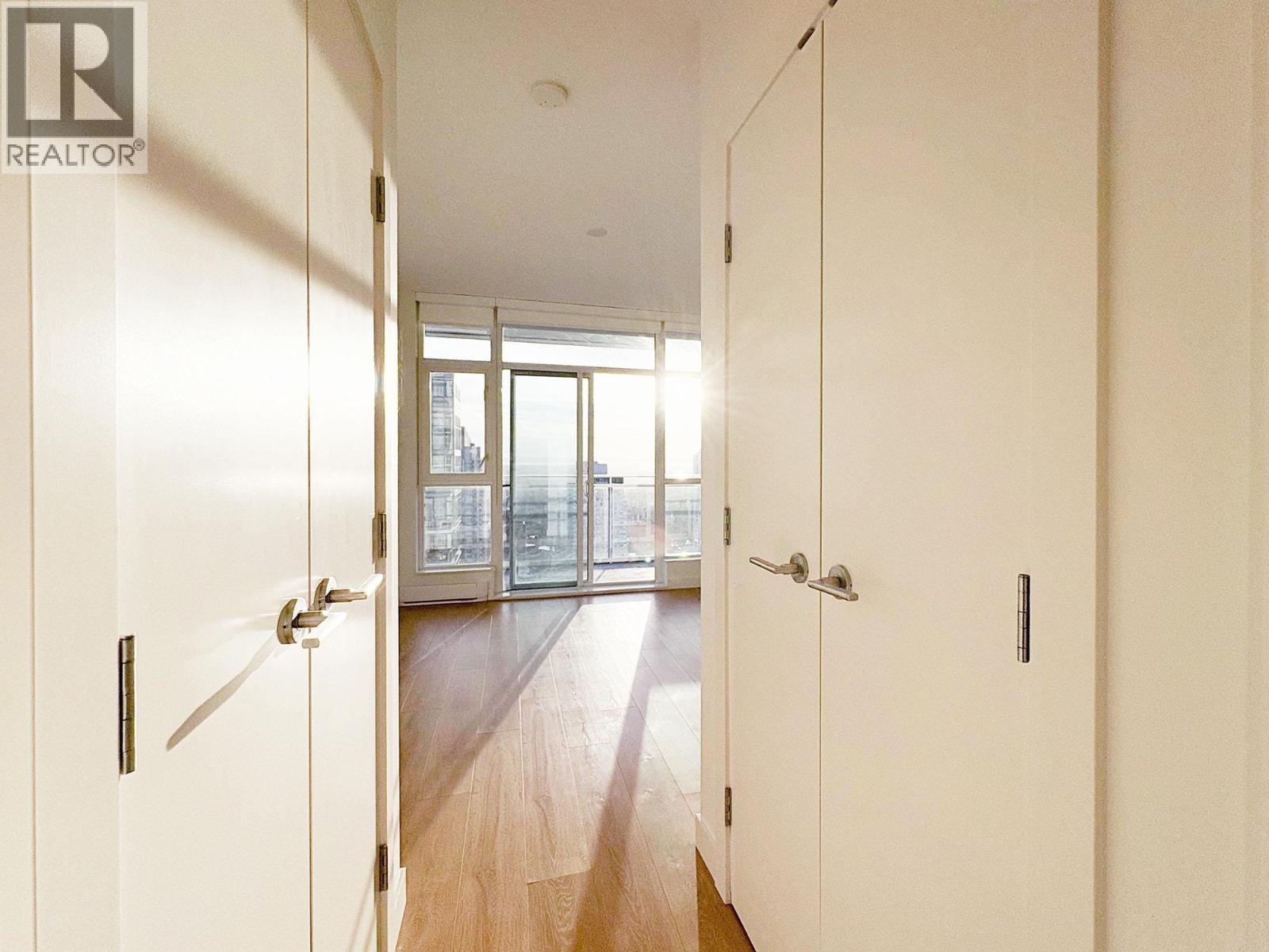 4605 4670 Assembly Way, Burnaby, British Columbia  V5H 0H3 - Photo 4 - R3068124