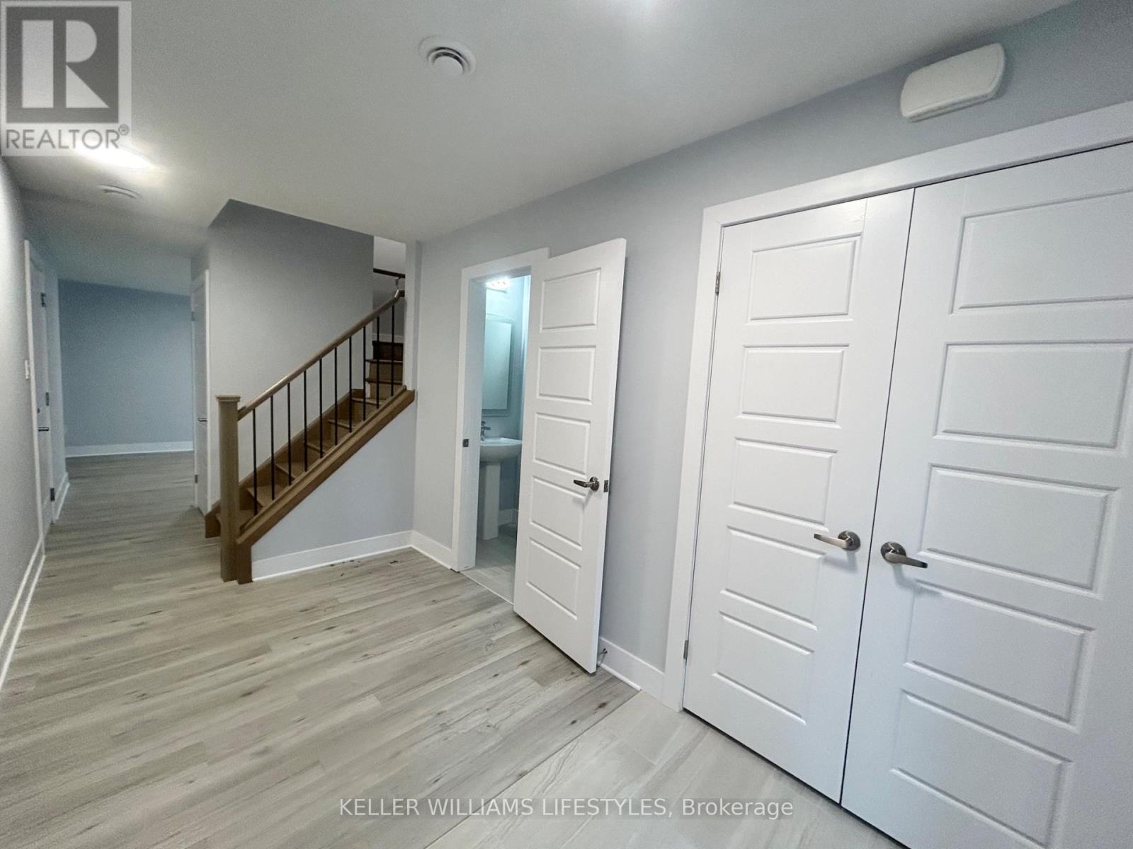 19 - 2610 Kettering Place, London South, Ontario  N6M 0J4 - Photo 4 - X12553566