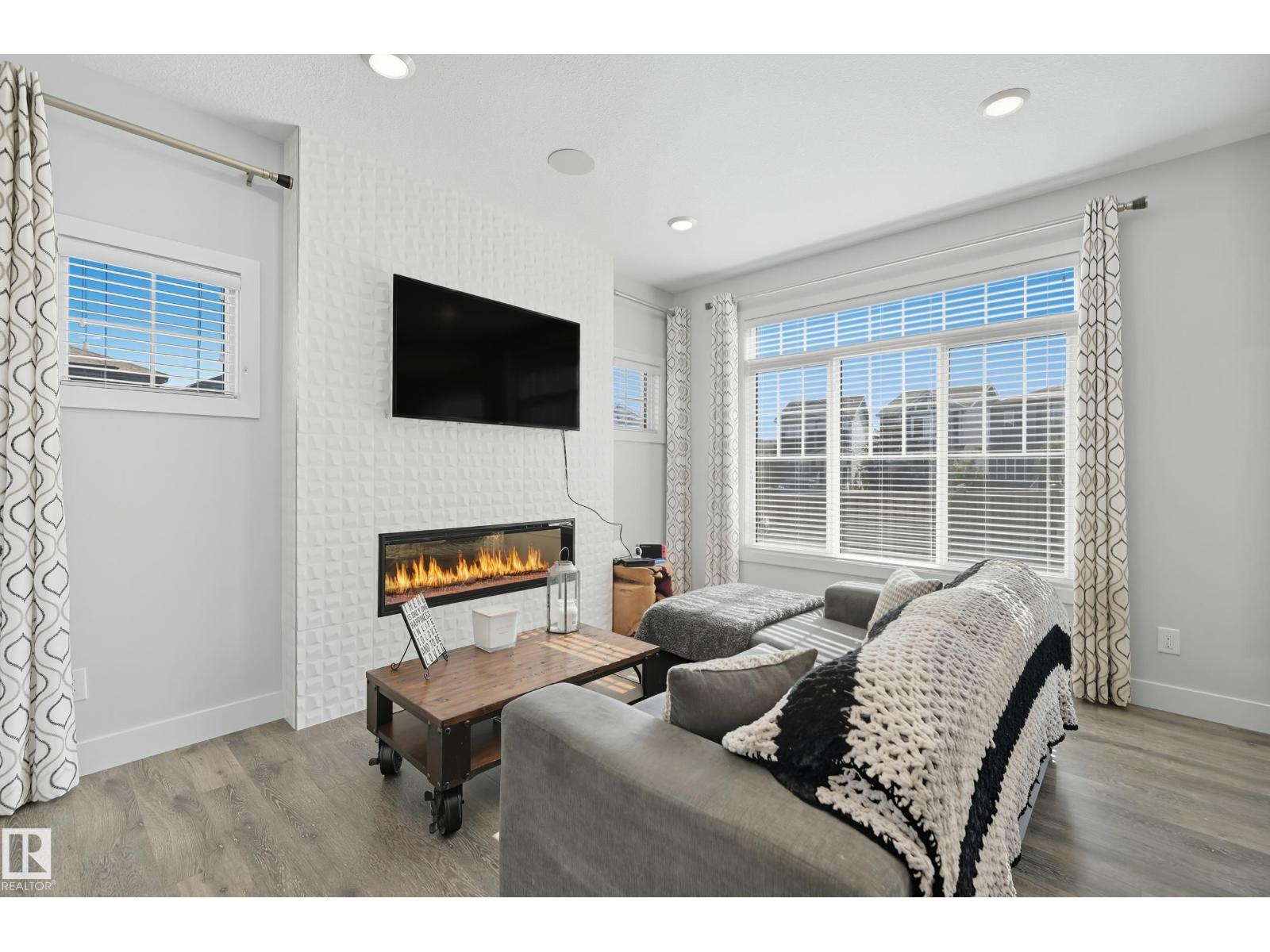 22103 87 Av Nw, Edmonton, Alberta  T5T 7H7 - Photo 11 - E4466042