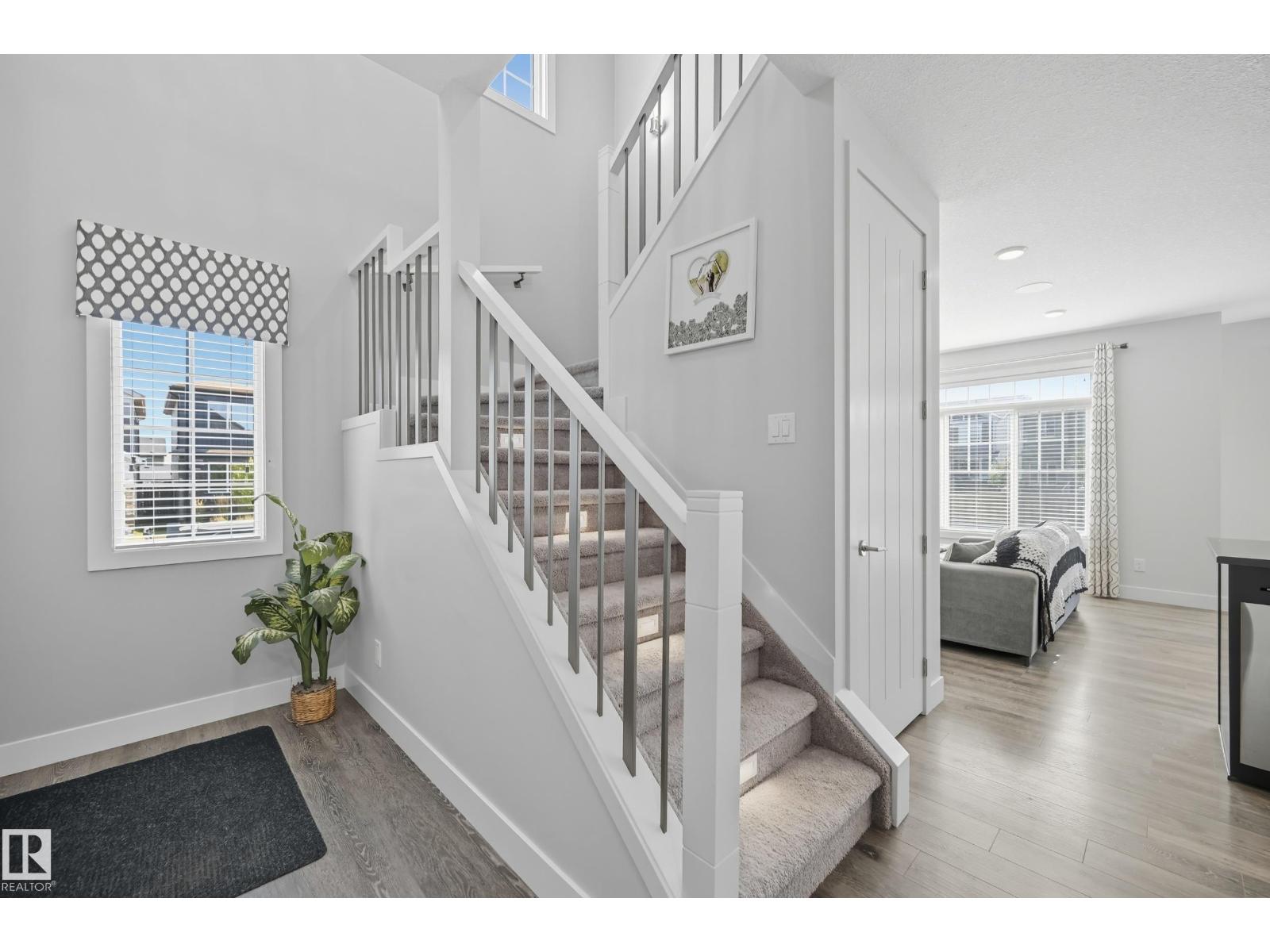 22103 87 Av Nw, Edmonton, Alberta  T5T 7H7 - Photo 5 - E4466042