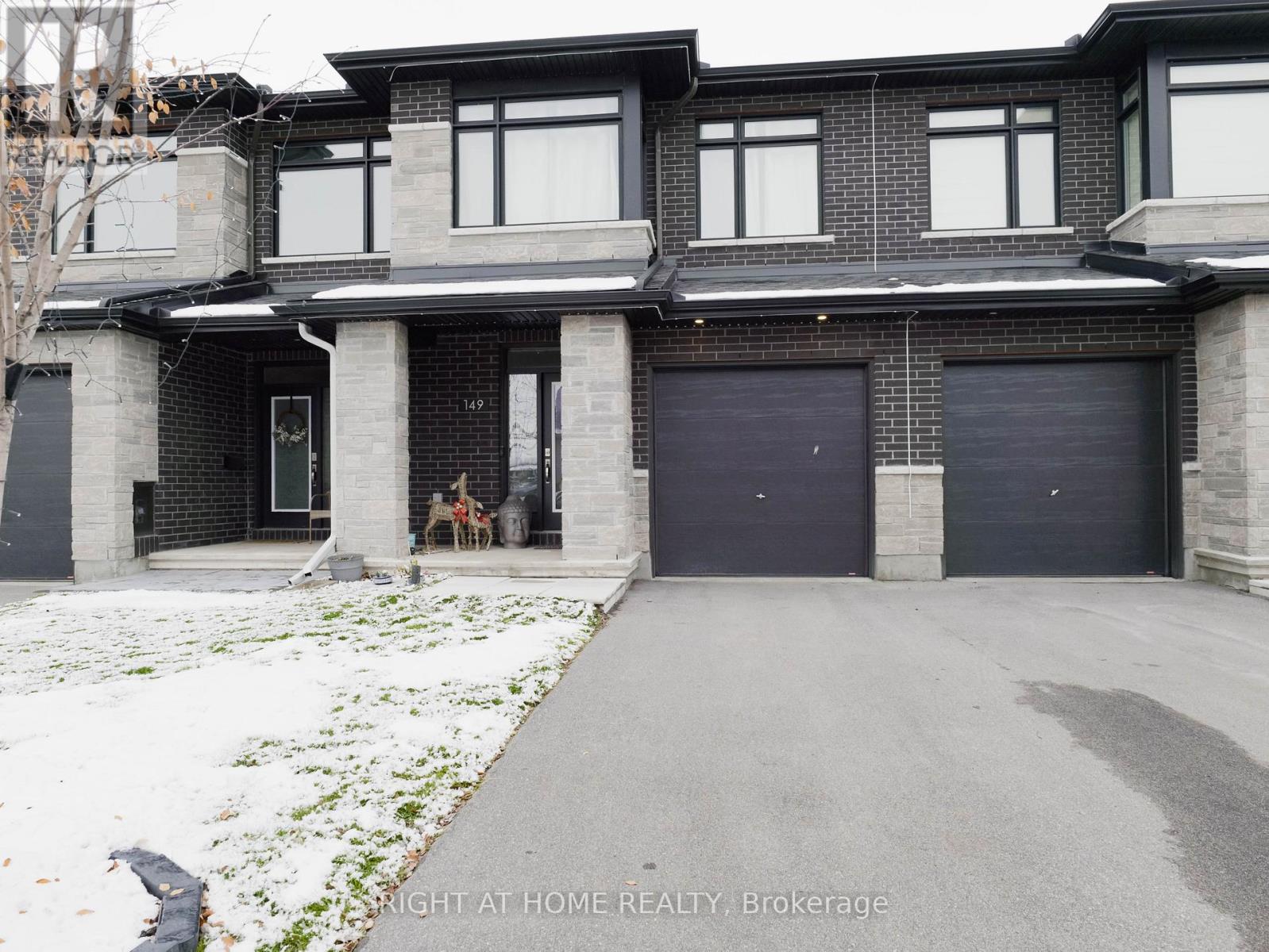 149 WABIKON CRESCENT, Ottawa, Ontario