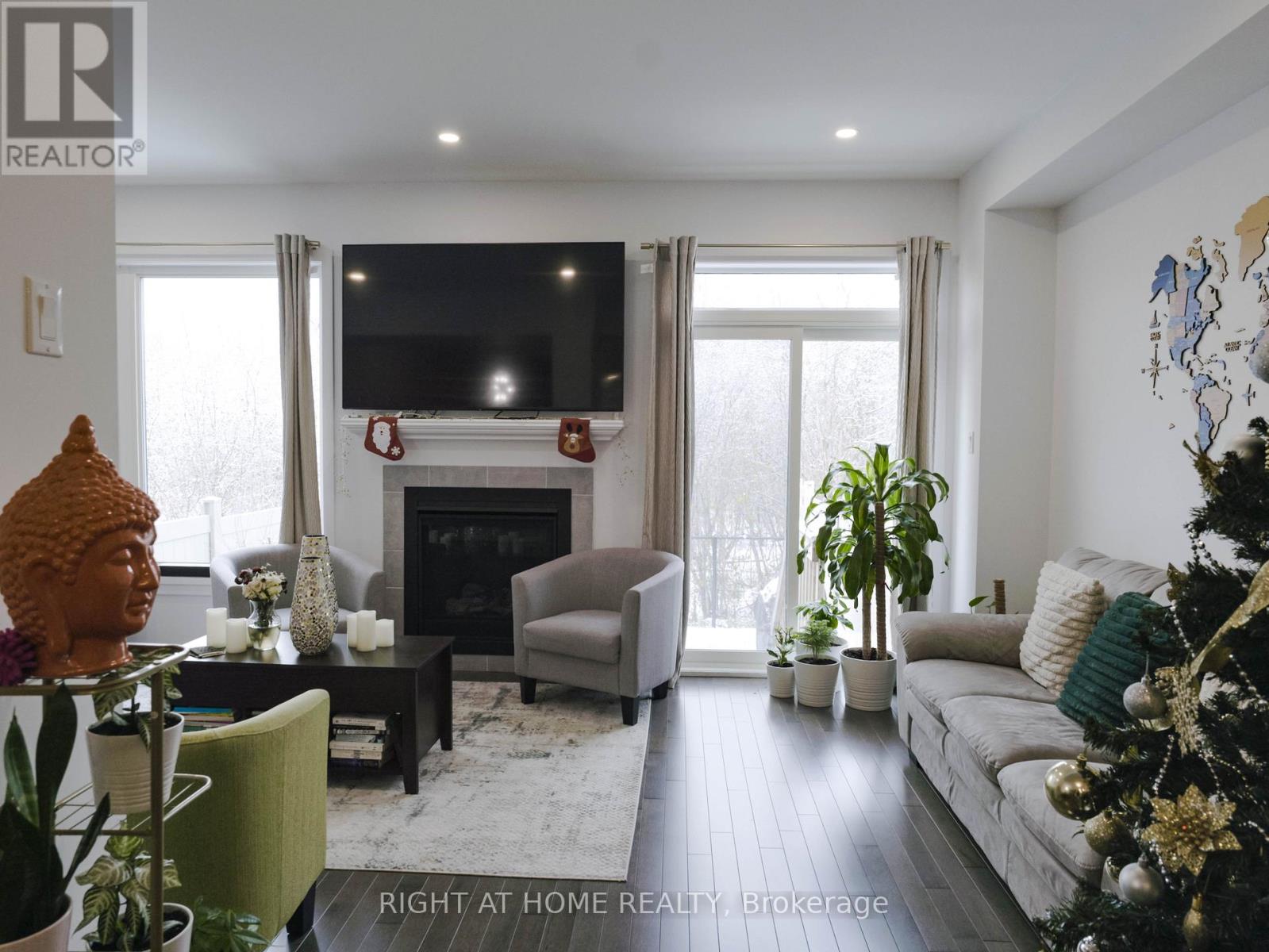 149 Wabikon Crescent, Ottawa, Ontario K1X 0H8 - Photo 11 - X12553574