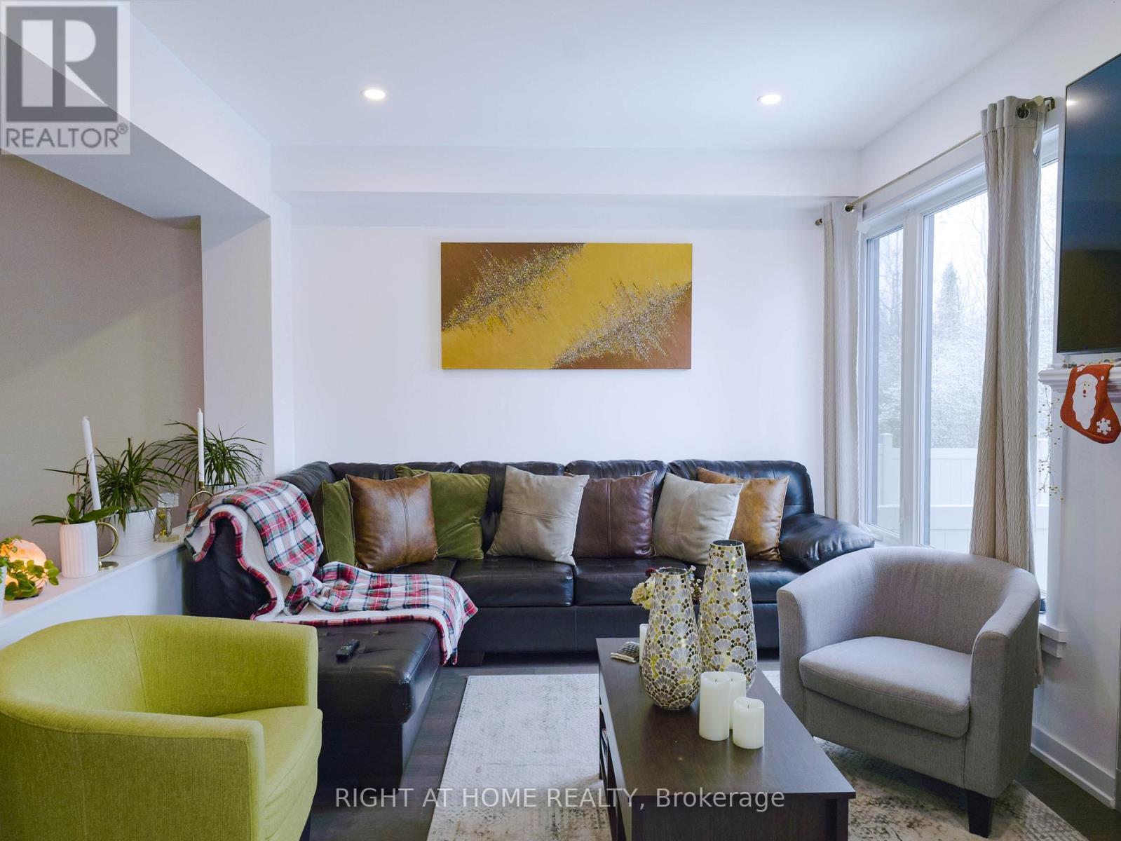 149 Wabikon Crescent, Ottawa, Ontario K1X 0H8 - Photo 13 - X12553574