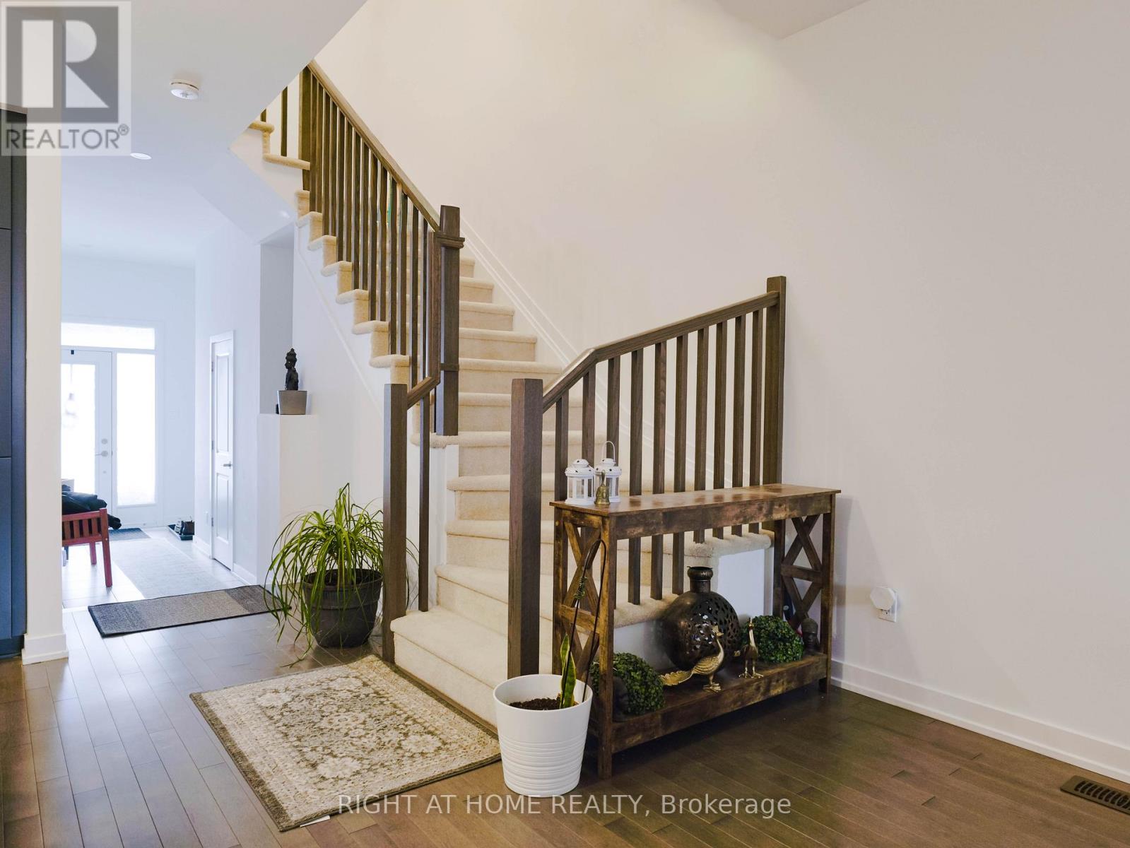 149 Wabikon Crescent, Ottawa, Ontario K1X 0H8 - Photo 15 - X12553574