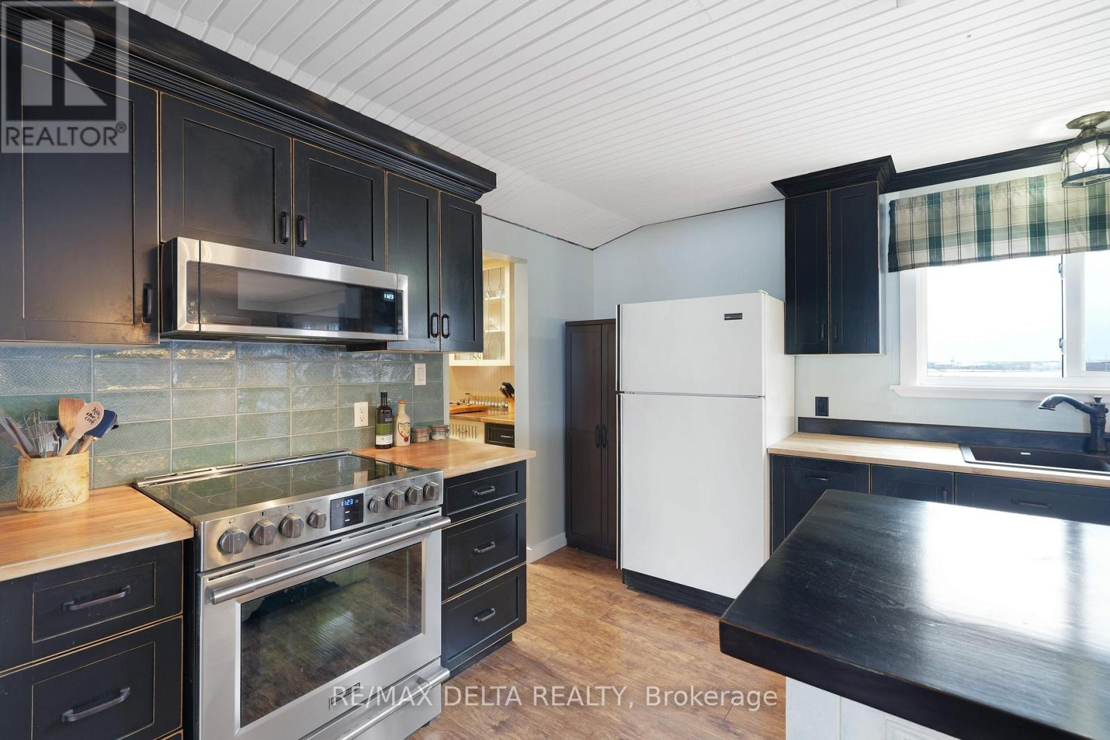 613 St Isidore Street, Casselman, Ontario  K0A 1M0 - Photo 9 - X12553580