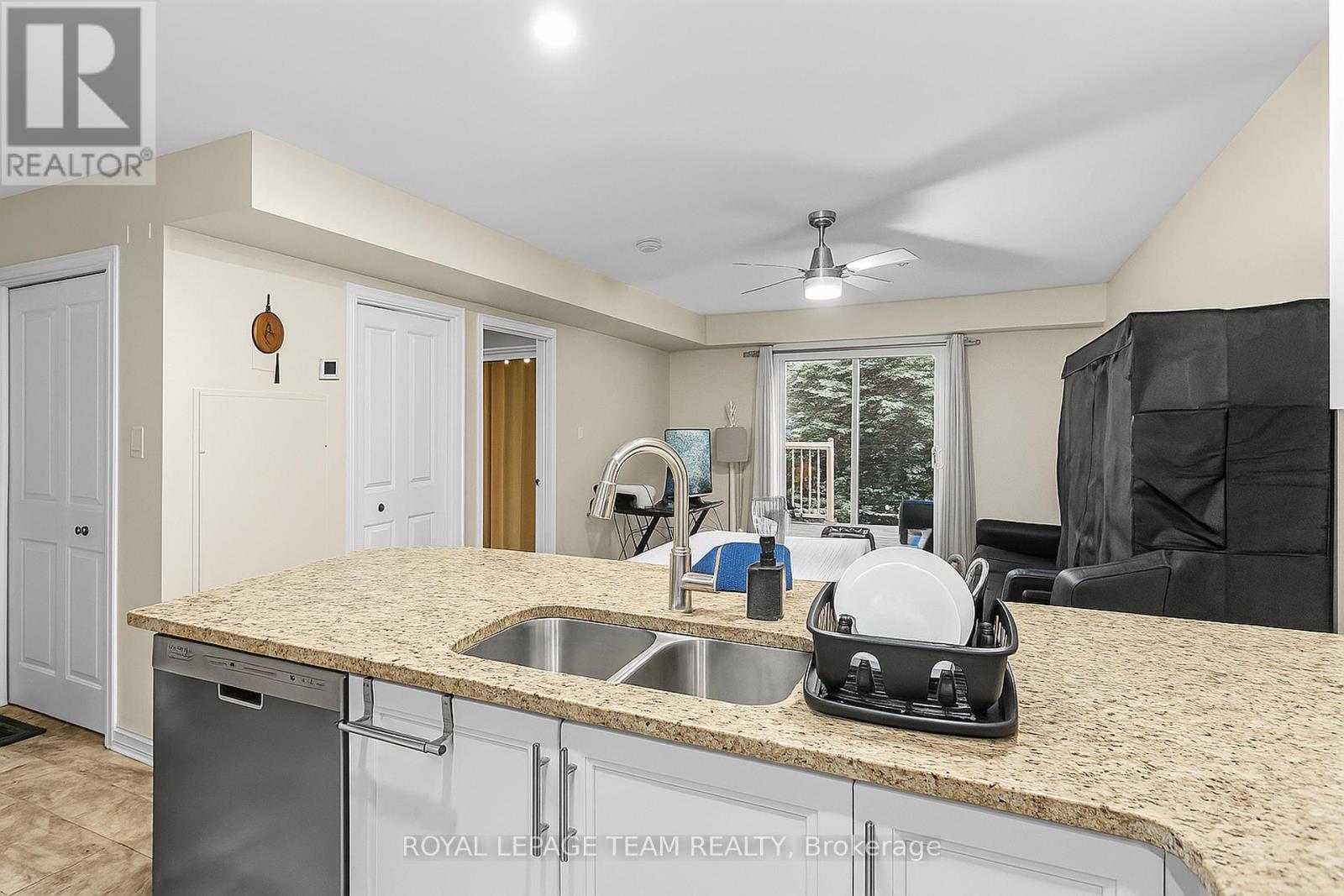 104 - 151 Potts Private, Ottawa, Ontario  K4A 0V7 - Photo 7 - X12553590