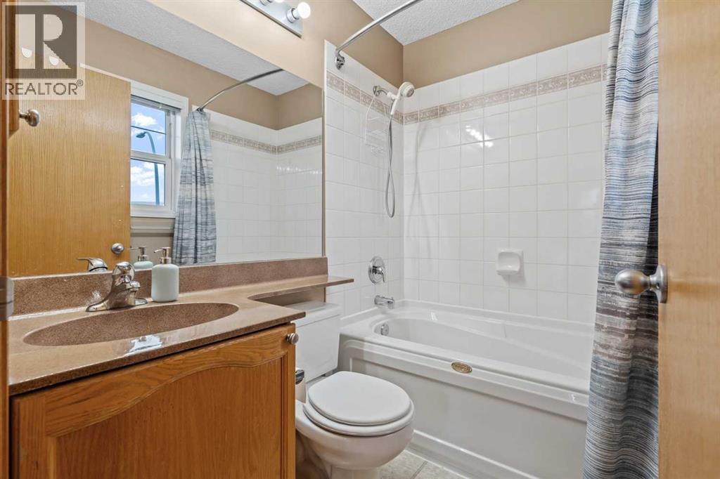 229 Hidden Hills Place Nw, Calgary, Alberta  T3A 6E3 - Photo 24 - A2260967