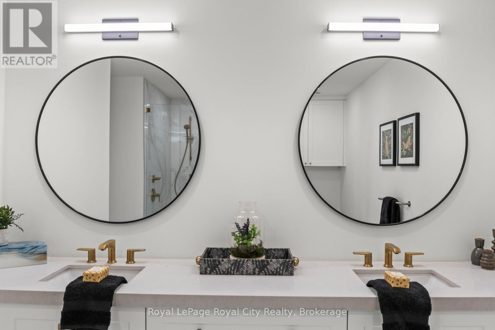 110 - 6523 Wellington 7 Road, Centre Wellington, Ontario N0B 1S0 - Photo 18 - X12553586