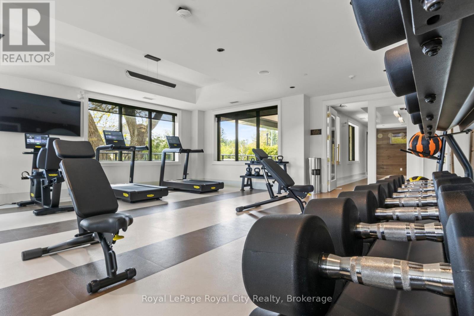 110 - 6523 Wellington 7 Road, Centre Wellington, Ontario N0B 1S0 - Photo 32 - X12553586