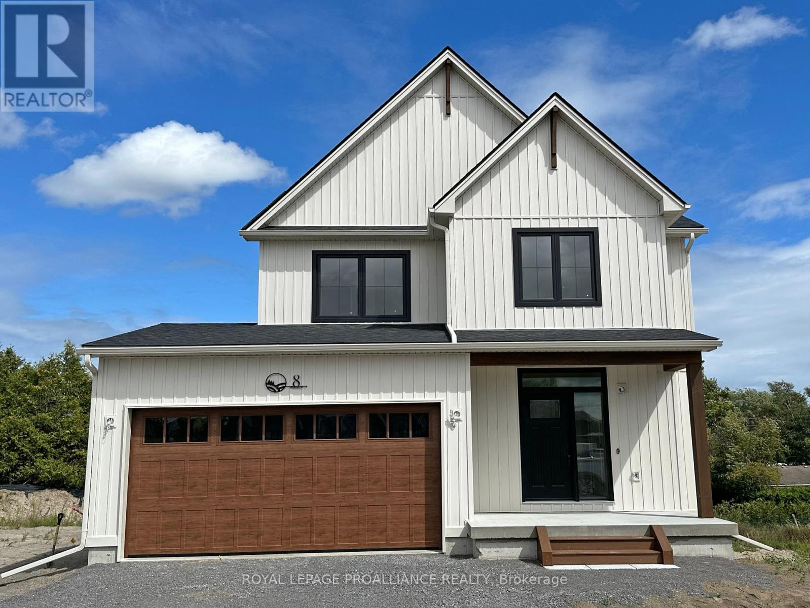 8 MERRIMAN COURT, Cramahe, Ontario