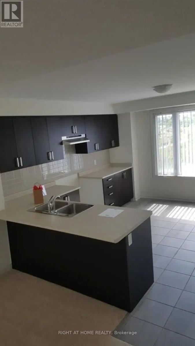 66 - 1 Beckenrose Court, Brampton, Ontario  L6Y 6G2 - Photo 8 - W12553582