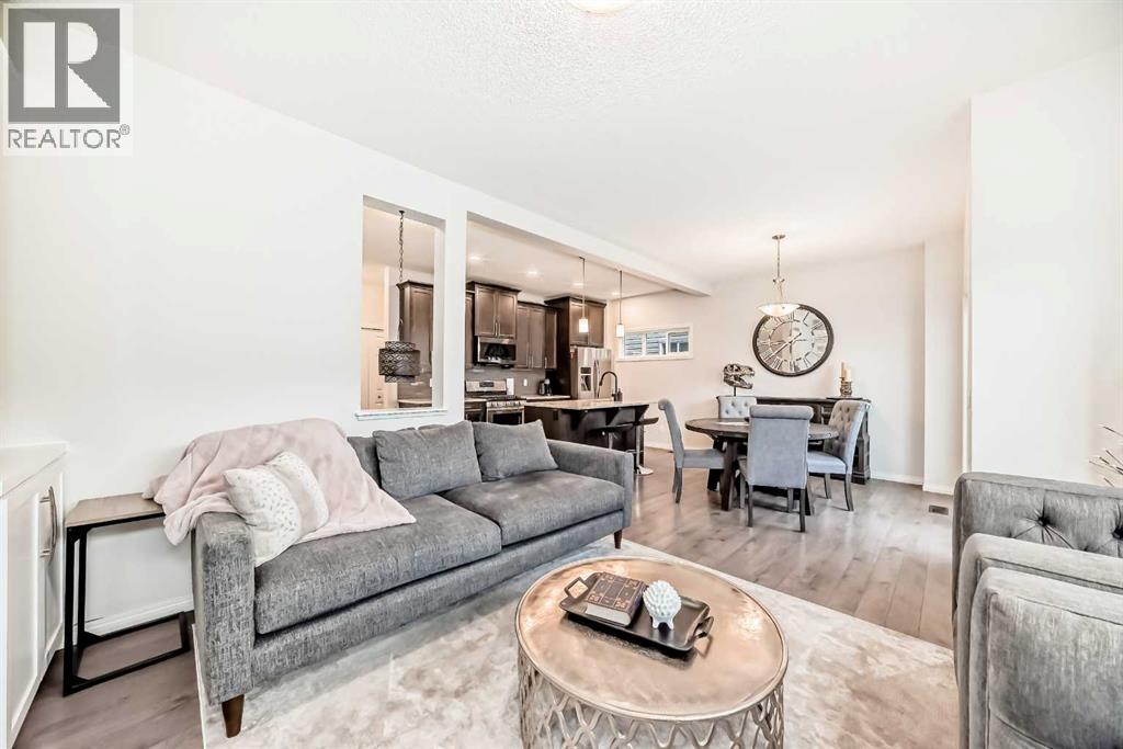 58 Buckskin Way, Cochrane, Alberta  T4C 2P2 - Photo 2 - A2256583