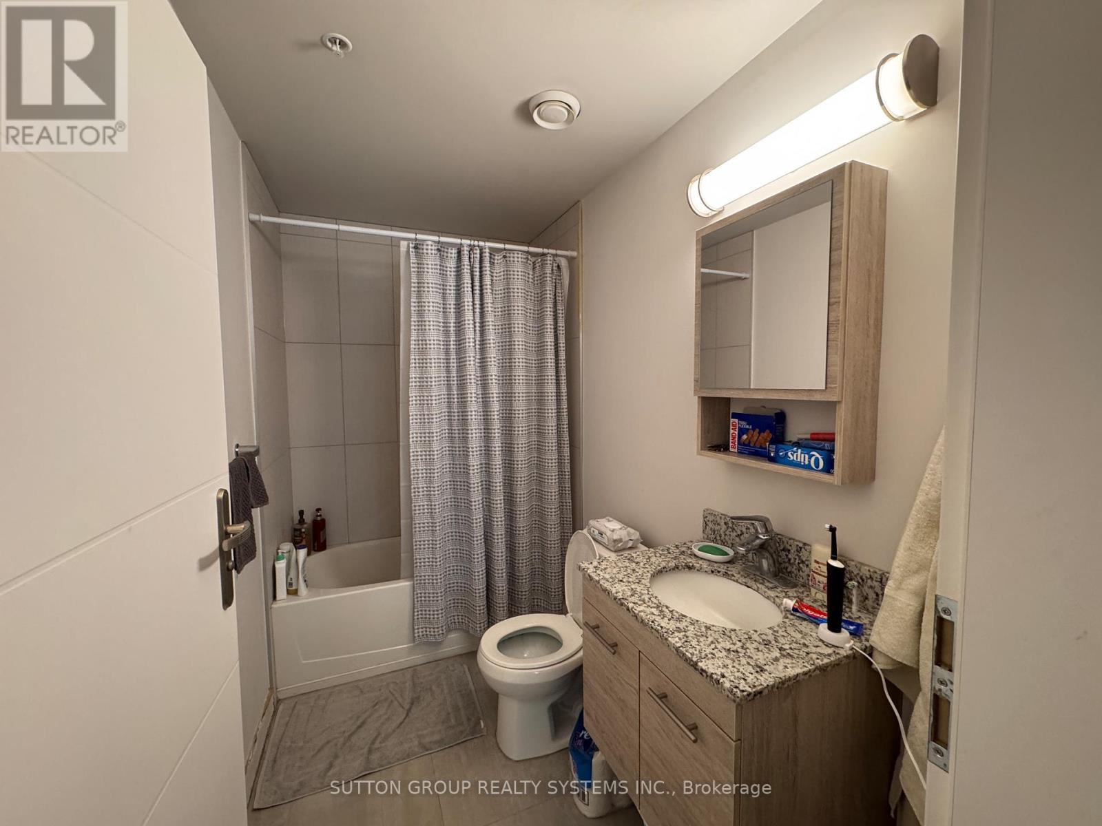 517 - 251 Helmlock Street, Waterloo, Ontario  N2L 0H2 - Photo 15 - X12553562