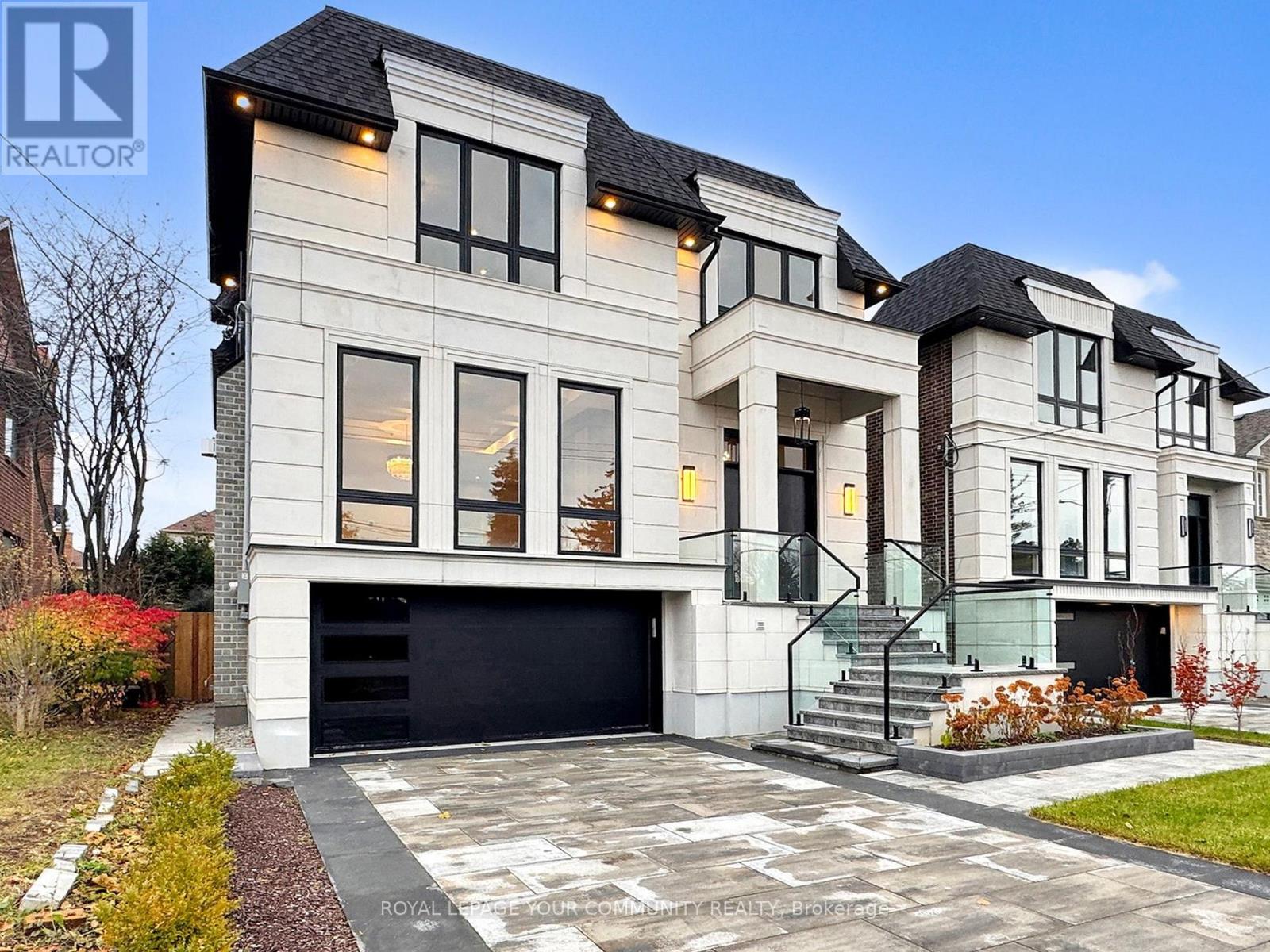 117 A Crestwood Road, Vaughan, Ontario L4J 1A7 - Photo 2 - N12549550