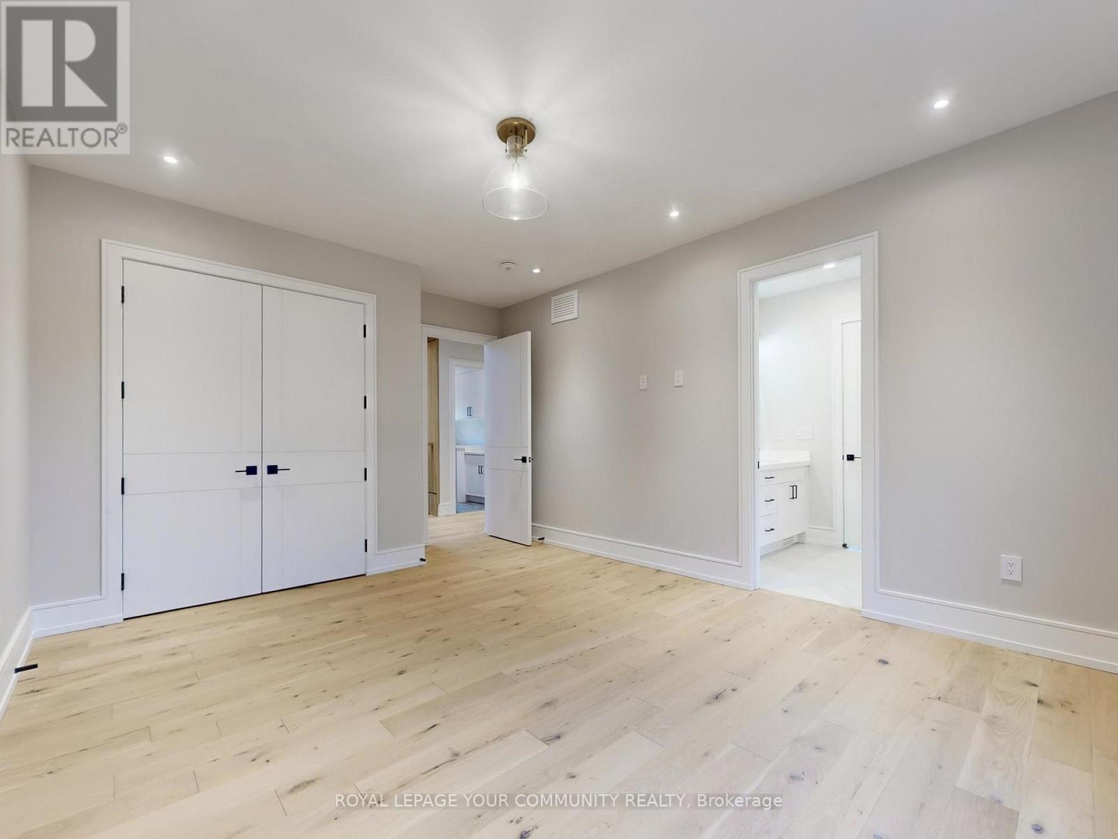 117 A Crestwood Road, Vaughan, Ontario L4J 1A7 - Photo 38 - N12549550