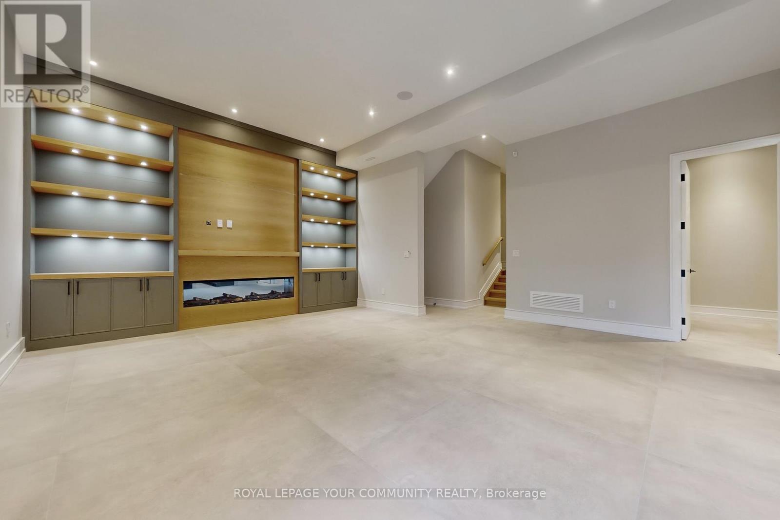 117 A Crestwood Road, Vaughan, Ontario L4J 1A7 - Photo 43 - N12549550