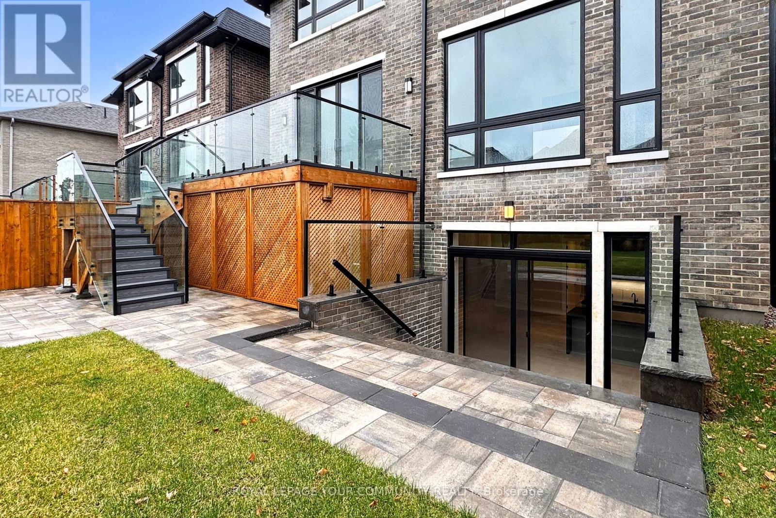 117 A Crestwood Road, Vaughan, Ontario L4J 1A7 - Photo 48 - N12549550