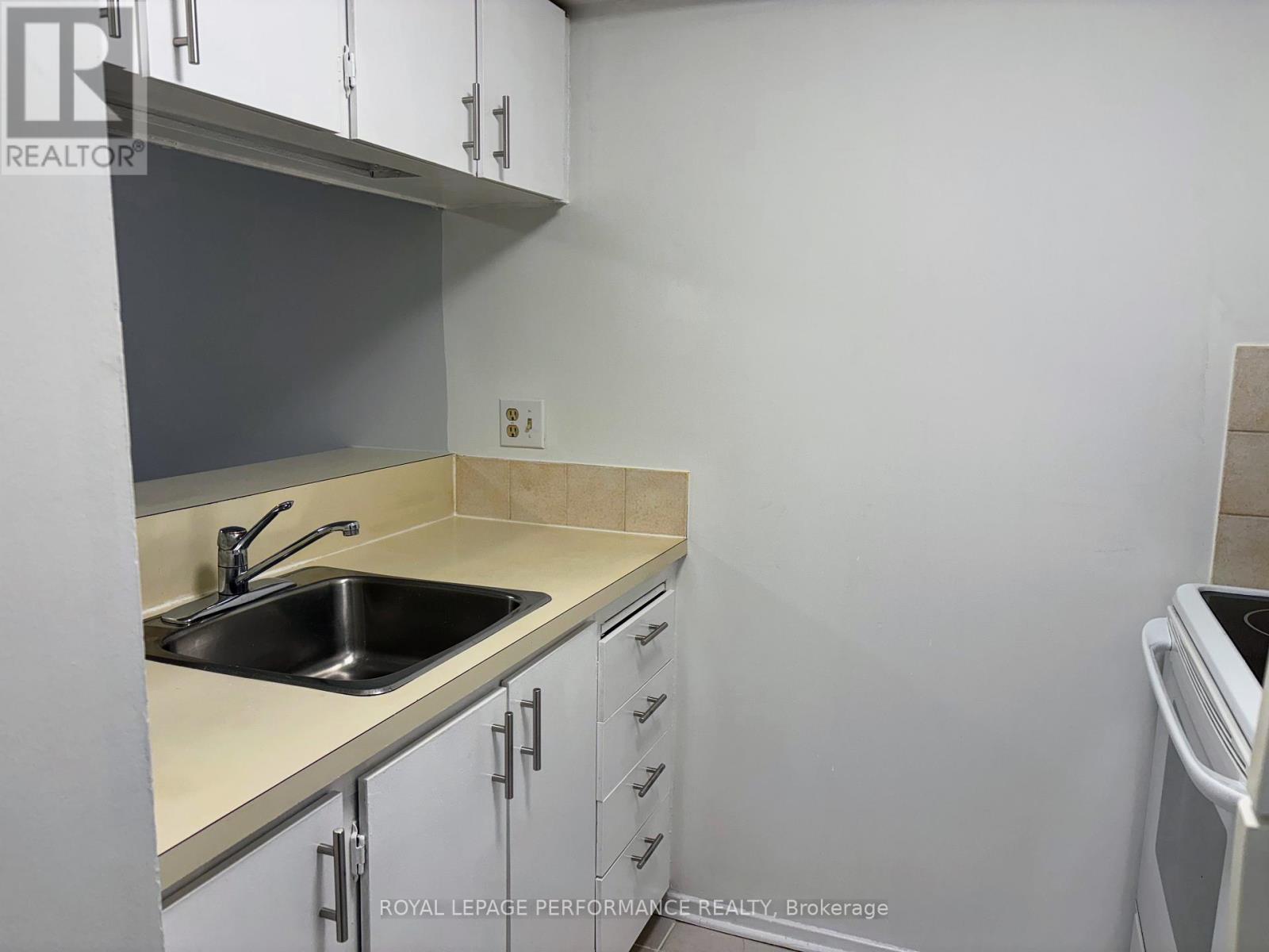 112 - 6470 Bilberry Drive, Ottawa, Ontario K1C 4P1 - Photo 9 - X12549994