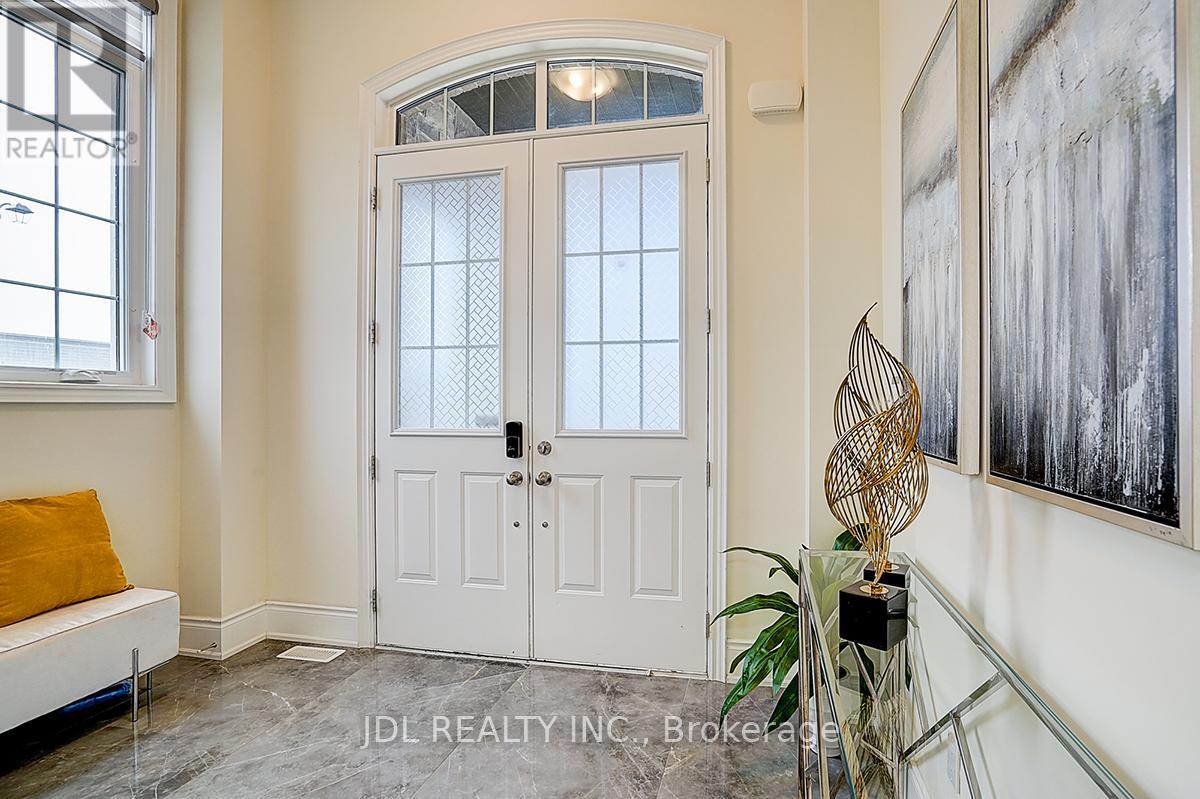 1 Alex Black Street, Vaughan, Ontario  L6A 5A2 - Photo 2 - N12553596