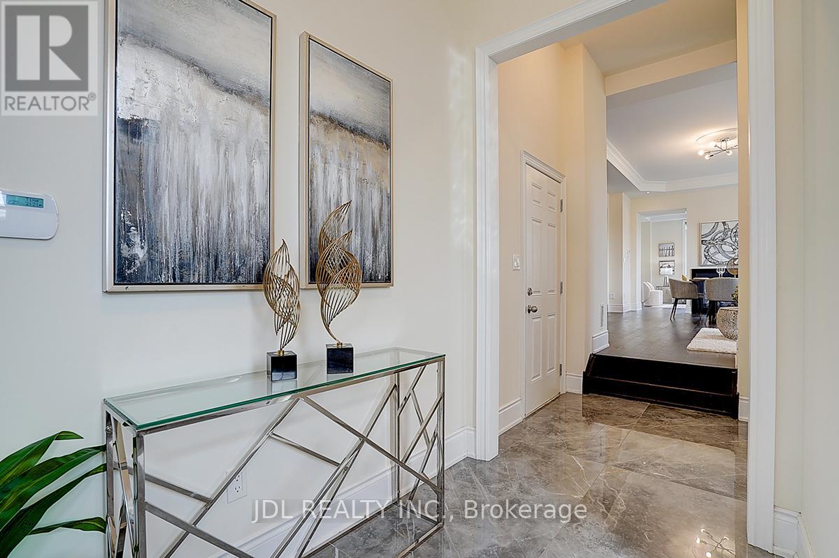 1 Alex Black Street, Vaughan, Ontario  L6A 5A2 - Photo 3 - N12553596