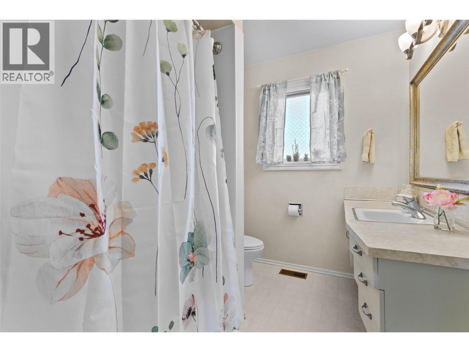 229 Birch Street, Chase, British Columbia  V0E 1M0 - Photo 15 - 10364958