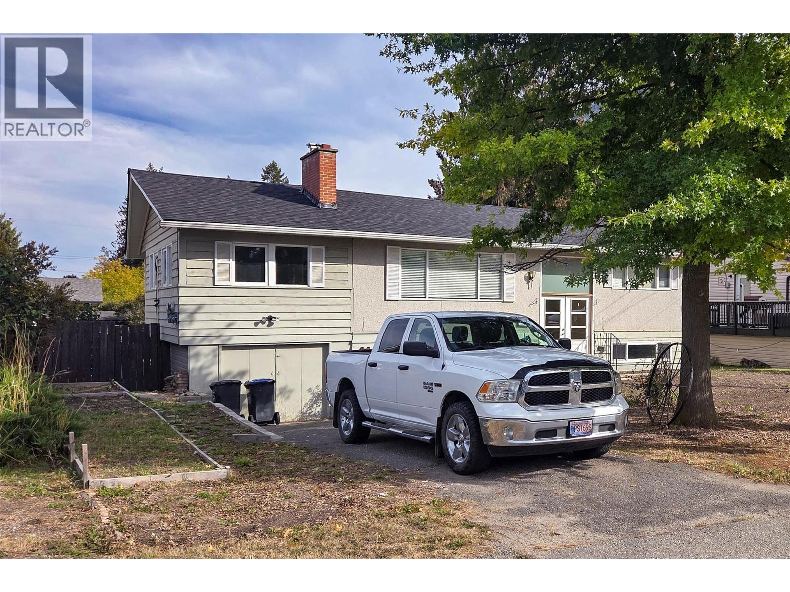 229 Birch Street, Chase, British Columbia  V0E 1M0 - Photo 2 - 10364958