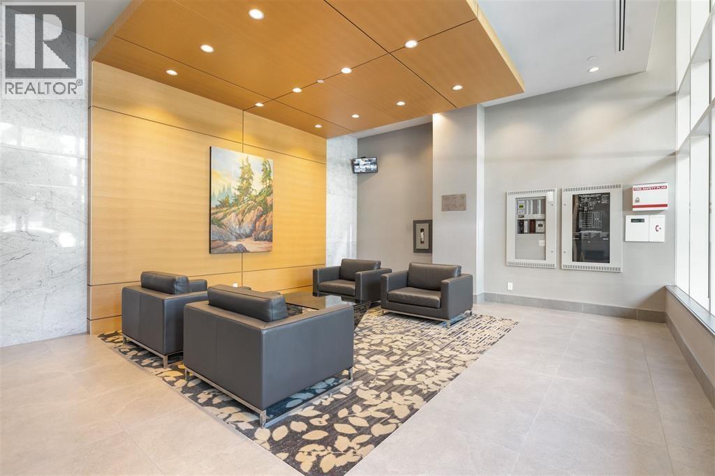 200 866 Arthur Erickson Place, West Vancouver, British Columbia V7T 0B2 - Photo 4 - R3018621