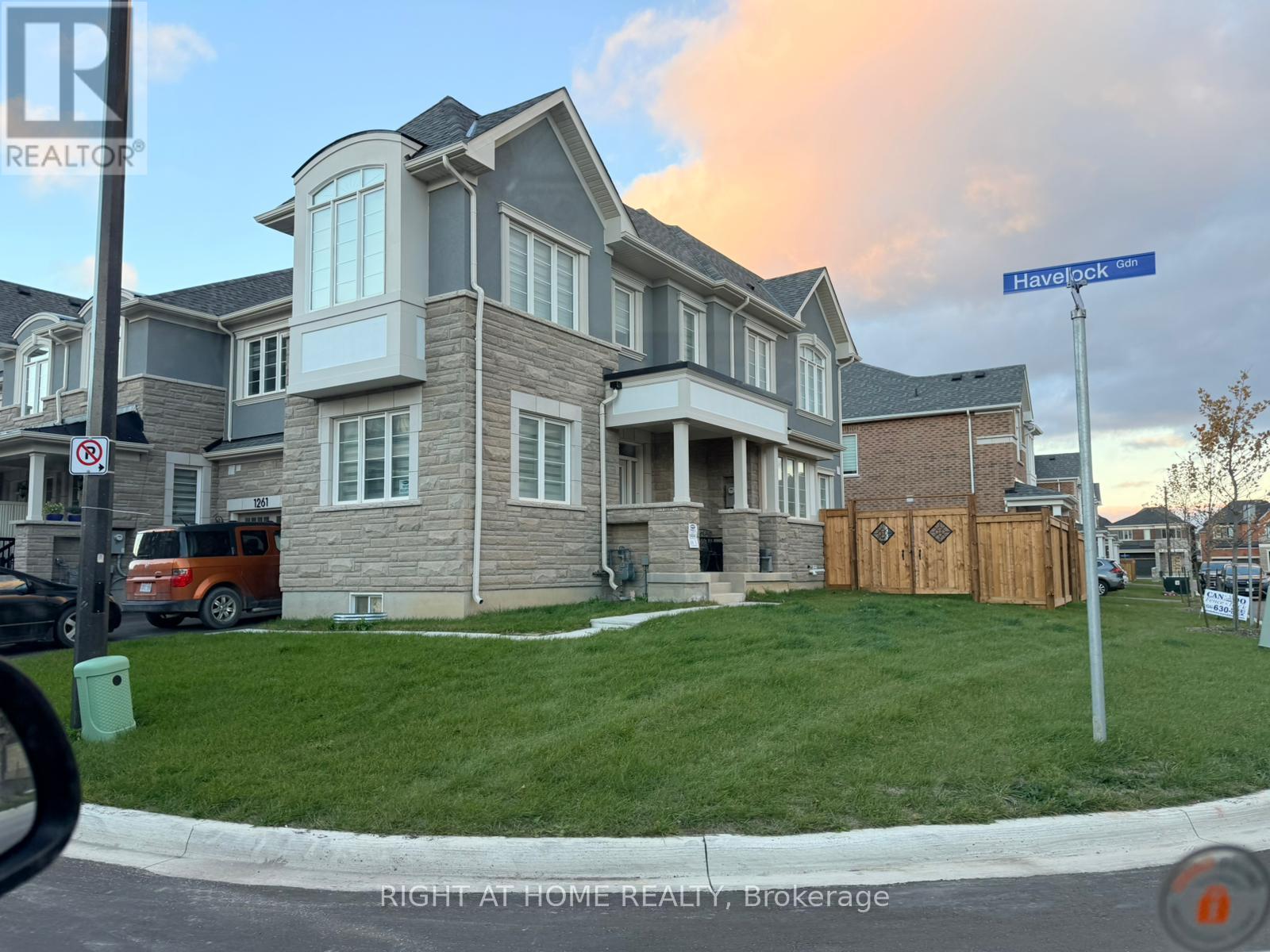 1263 HAVELOCK GARDENS, Milton, Ontario