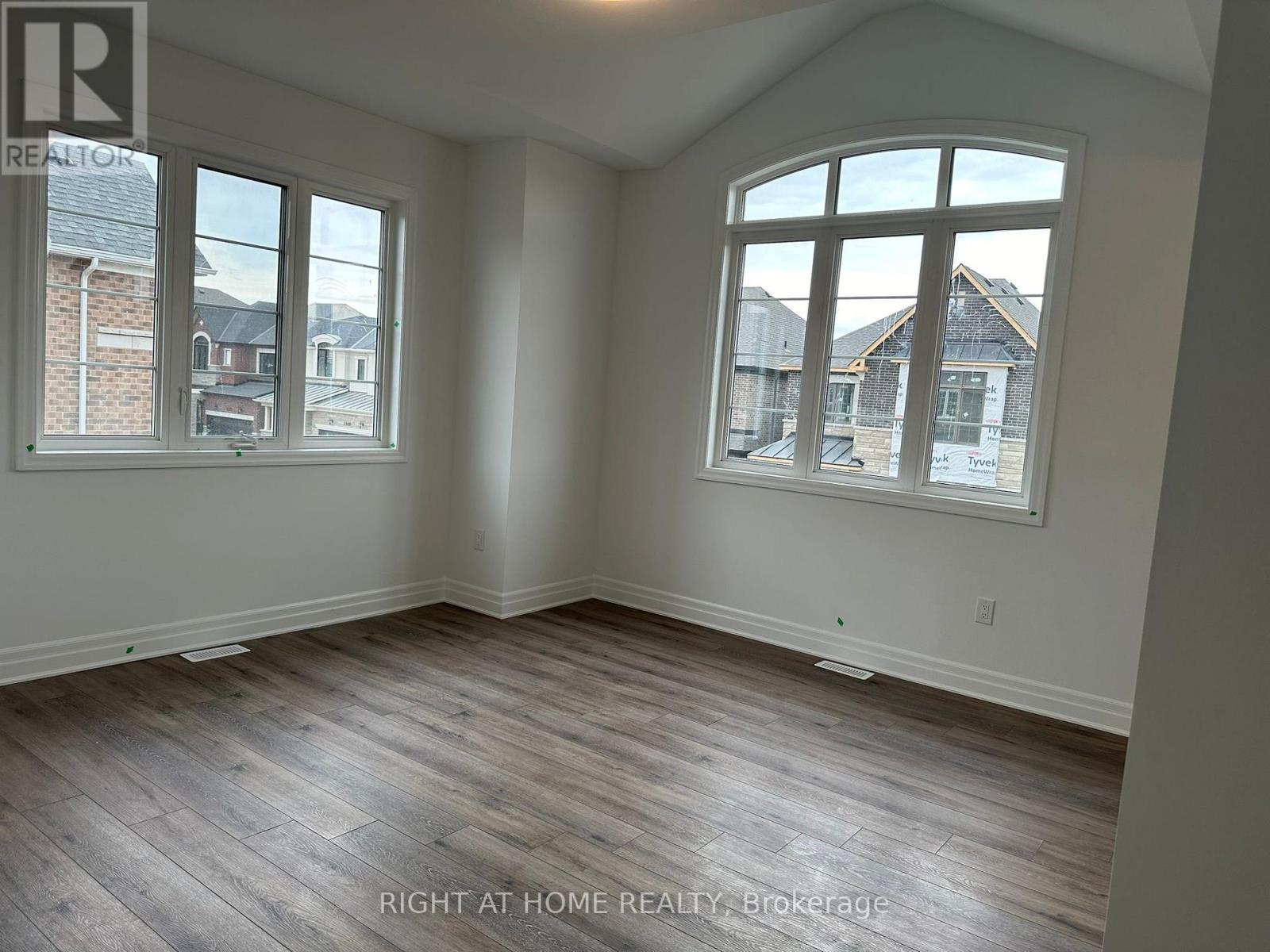 1263 Havelock Gardens, Milton, Ontario  L9E 2A9 - Photo 14 - W12553598