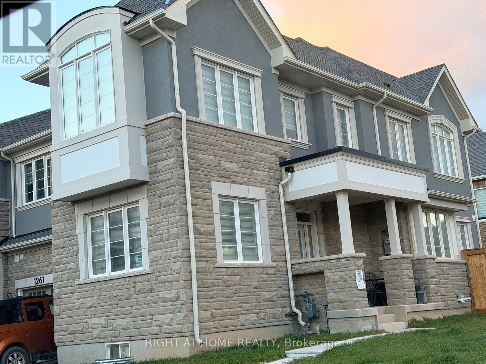 1263 Havelock Gardens, Milton, Ontario  L9E 2A9 - Photo 2 - W12553598