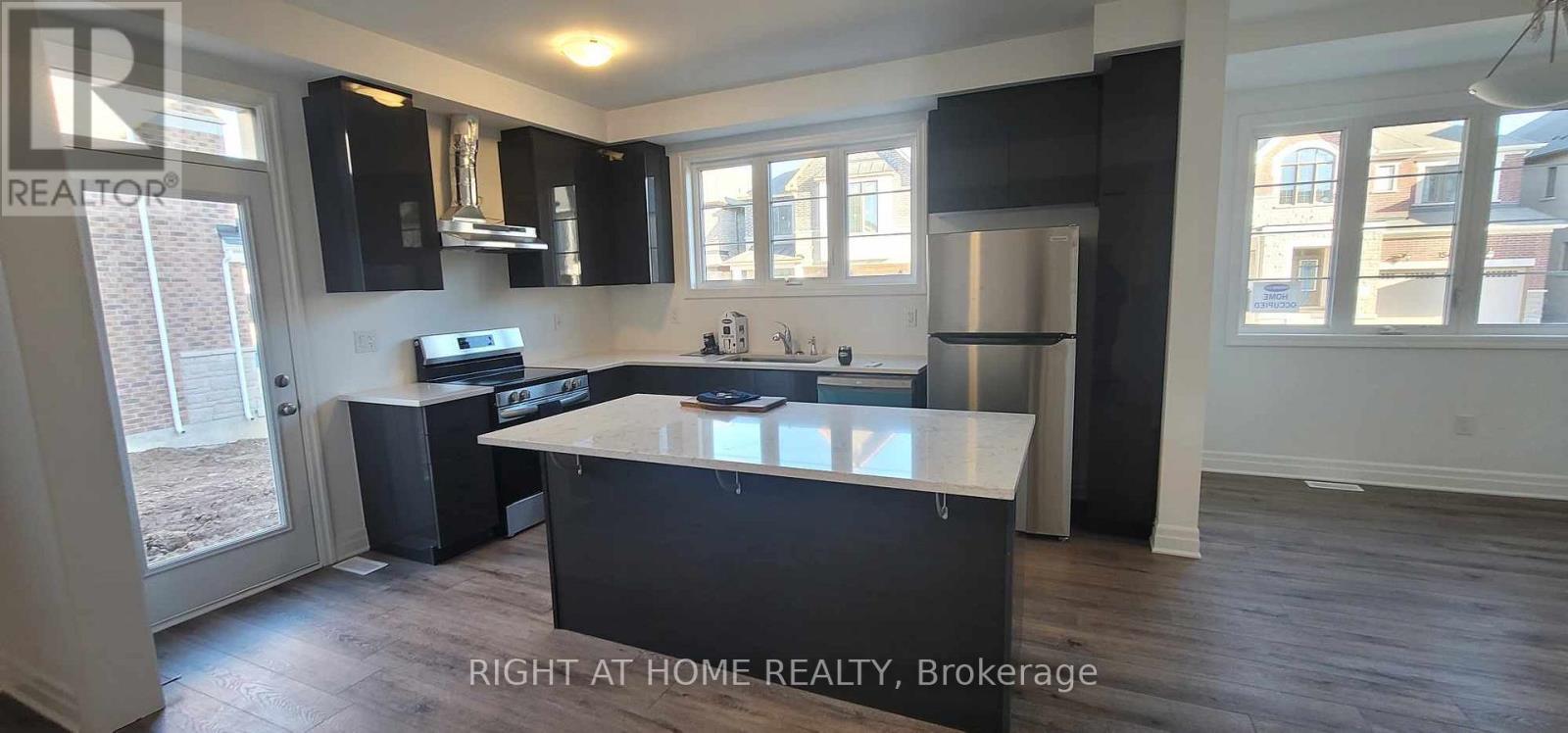 1263 Havelock Gardens, Milton, Ontario  L9E 2A9 - Photo 7 - W12553598