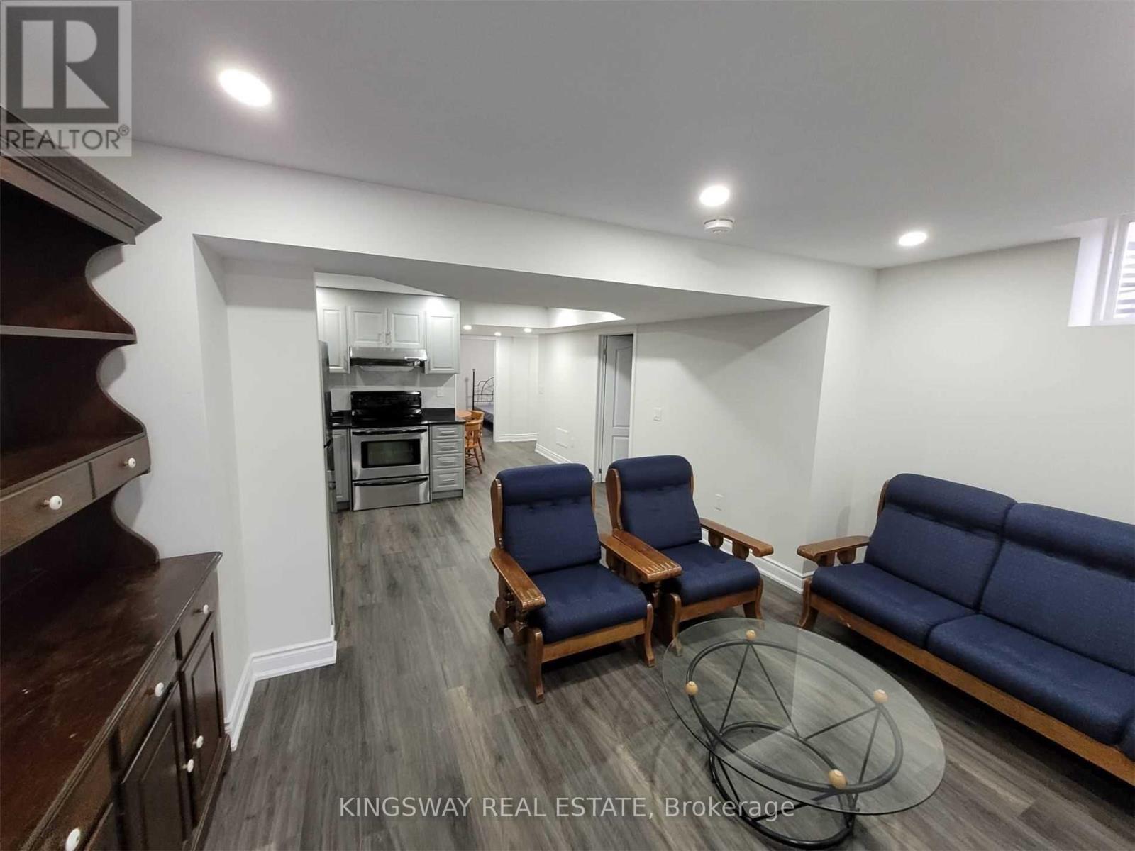 Lower - 6249 Prairie Circle, Mississauga, Ontario  L5N 5Y9 - Photo 4 - W12553600