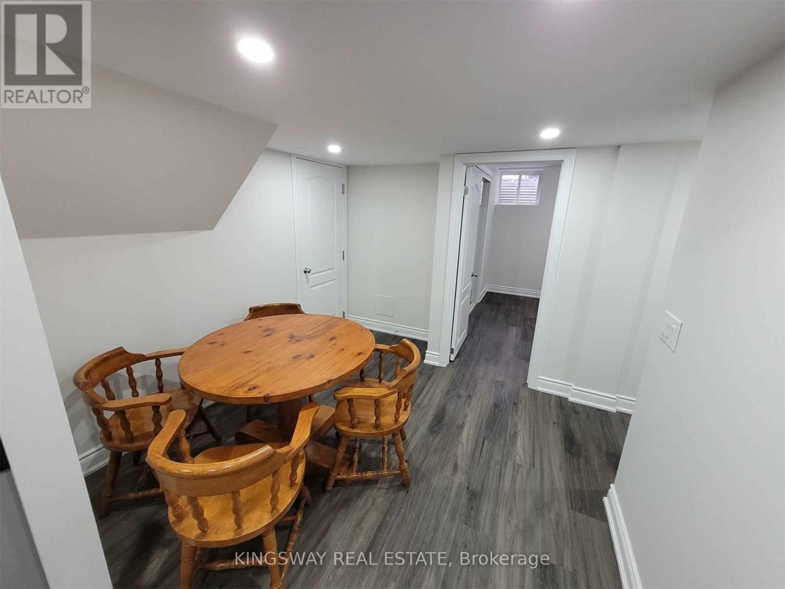 Lower - 6249 Prairie Circle, Mississauga, Ontario  L5N 5Y9 - Photo 6 - W12553600