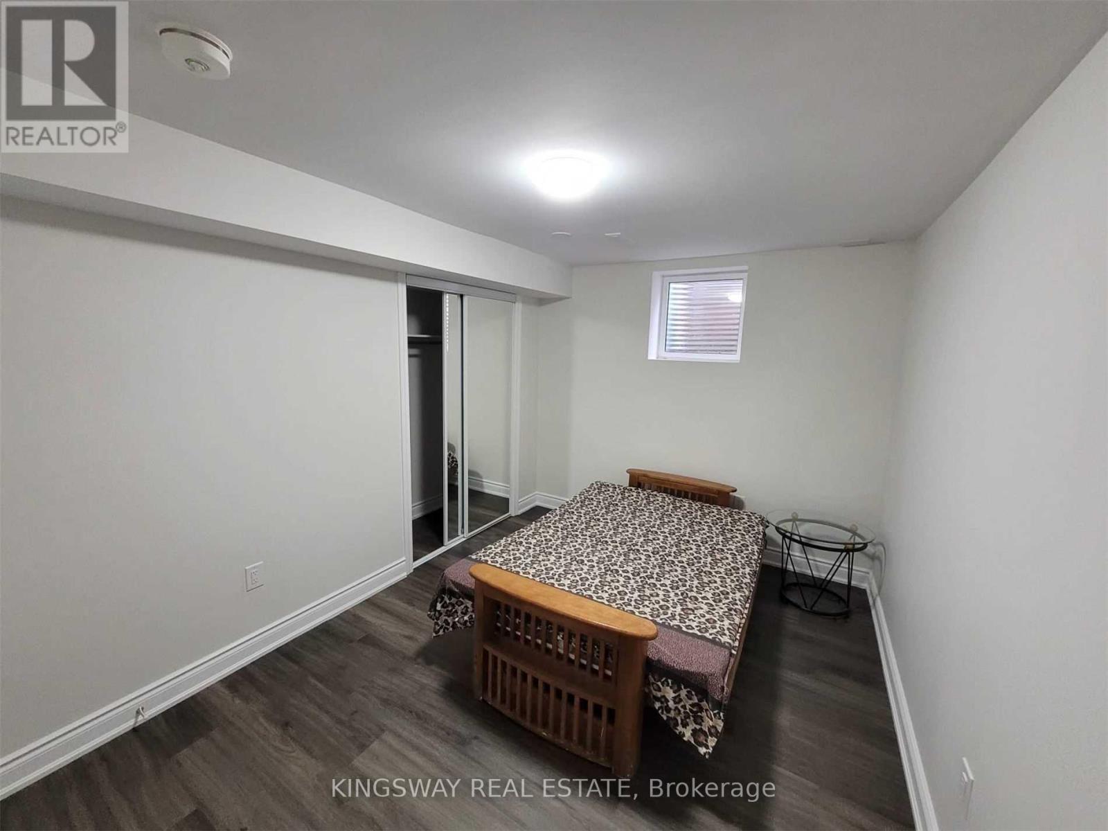 Lower - 6249 Prairie Circle, Mississauga, Ontario  L5N 5Y9 - Photo 9 - W12553600