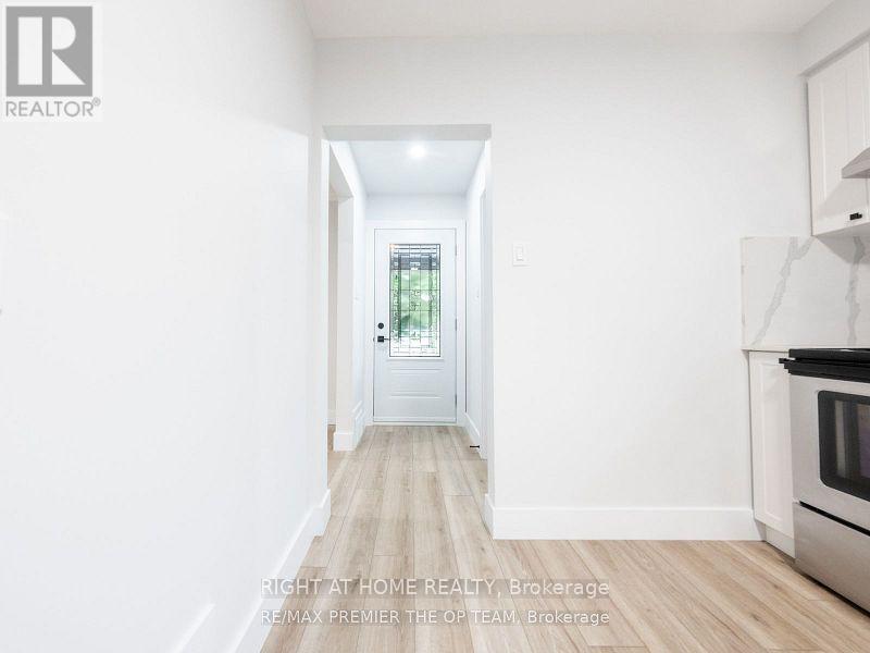 Upper - 61 Mcadam Avenue, Toronto, Ontario  M6A 1S6 - Photo 19 - W12553610