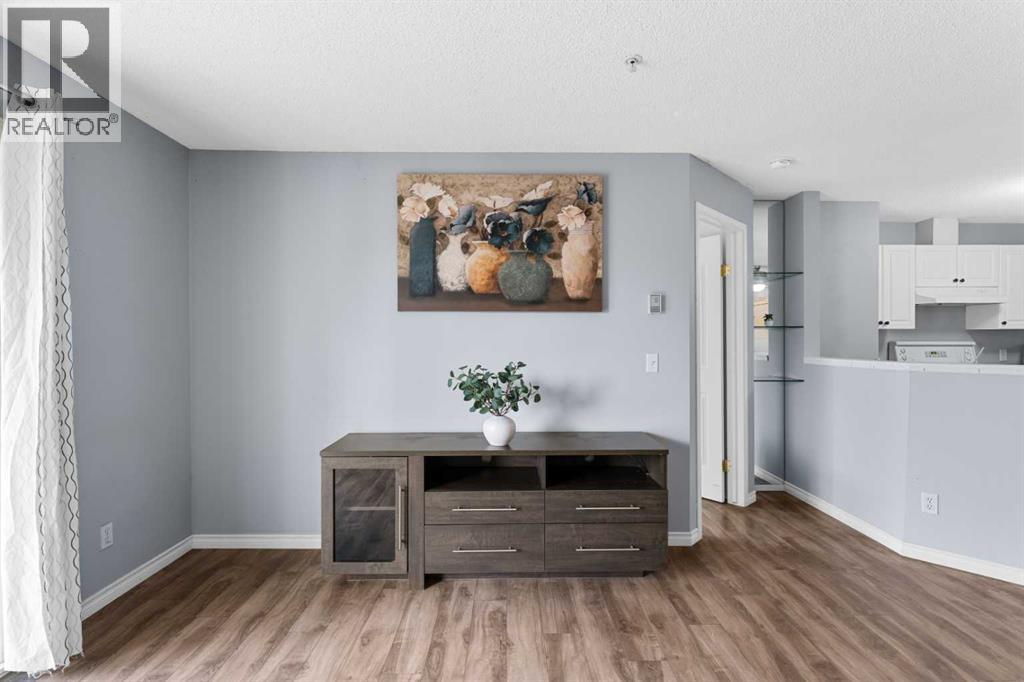 311, 3000 Somervale Court Sw, Calgary, Alberta  T2Y 4J2 - Photo 6 - A2243609