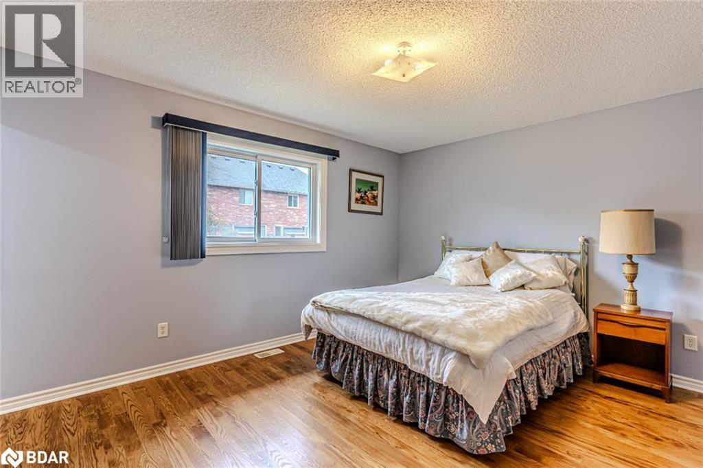 43 Cheltenham Road, Barrie, Ontario  L4M 6R8 - Photo 6 - 40780570