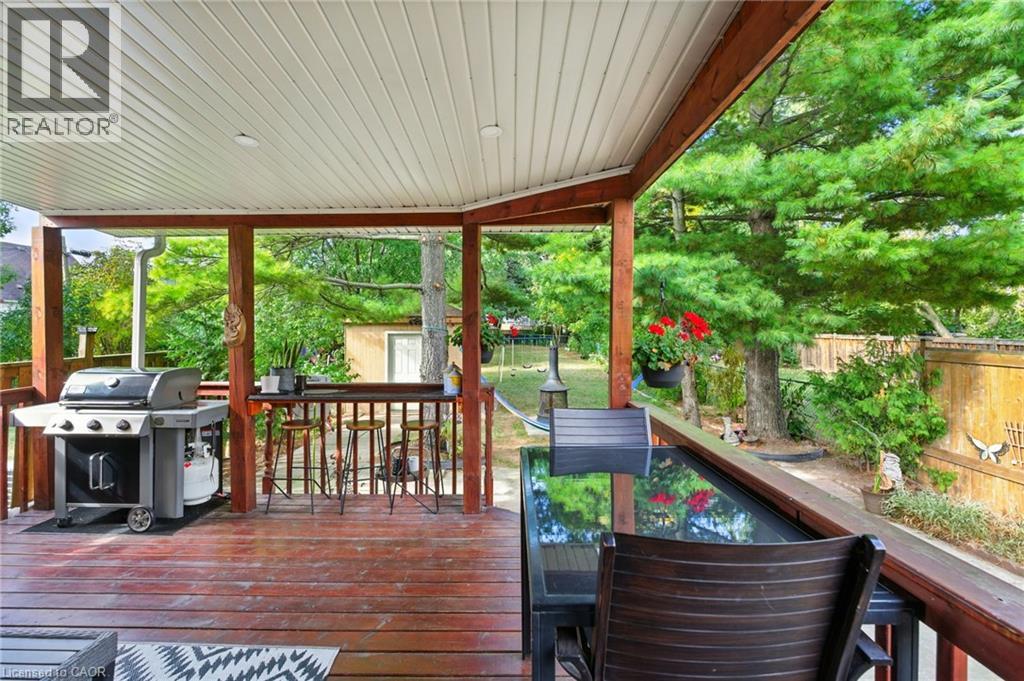 11 Eastvale Place, Hamilton, Ontario  L8H 1N9 - Photo 12 - 40771048