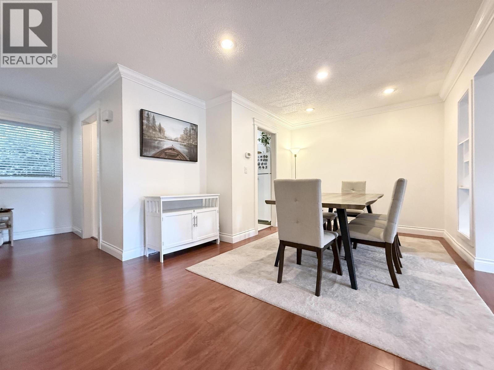 6722 Kneale Place, Burnaby, British Columbia  V5B 2Z2 - Photo 2 - R3059138