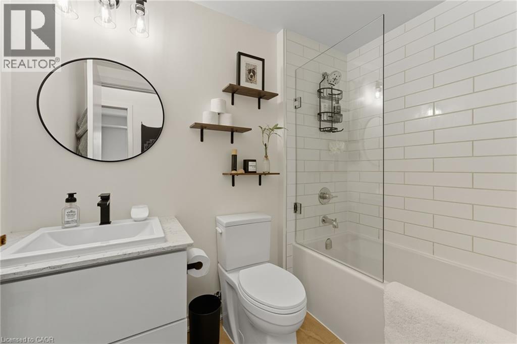 320 Plains Road E Unit# 307, Burlington, Ontario  L7T 0C1 - Photo 16 - 40776866