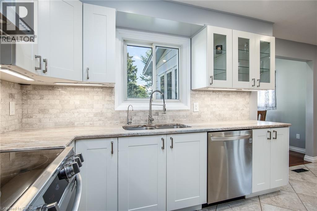 7 Forest Glen Crescent, Kitchener, Ontario  N2N 1C7 - Photo 12 - 40777413