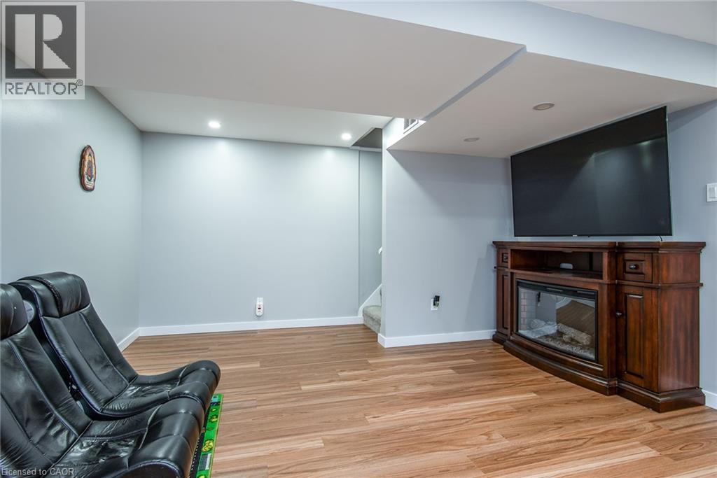 7 Forest Glen Crescent, Kitchener, Ontario  N2N 1C7 - Photo 22 - 40777413