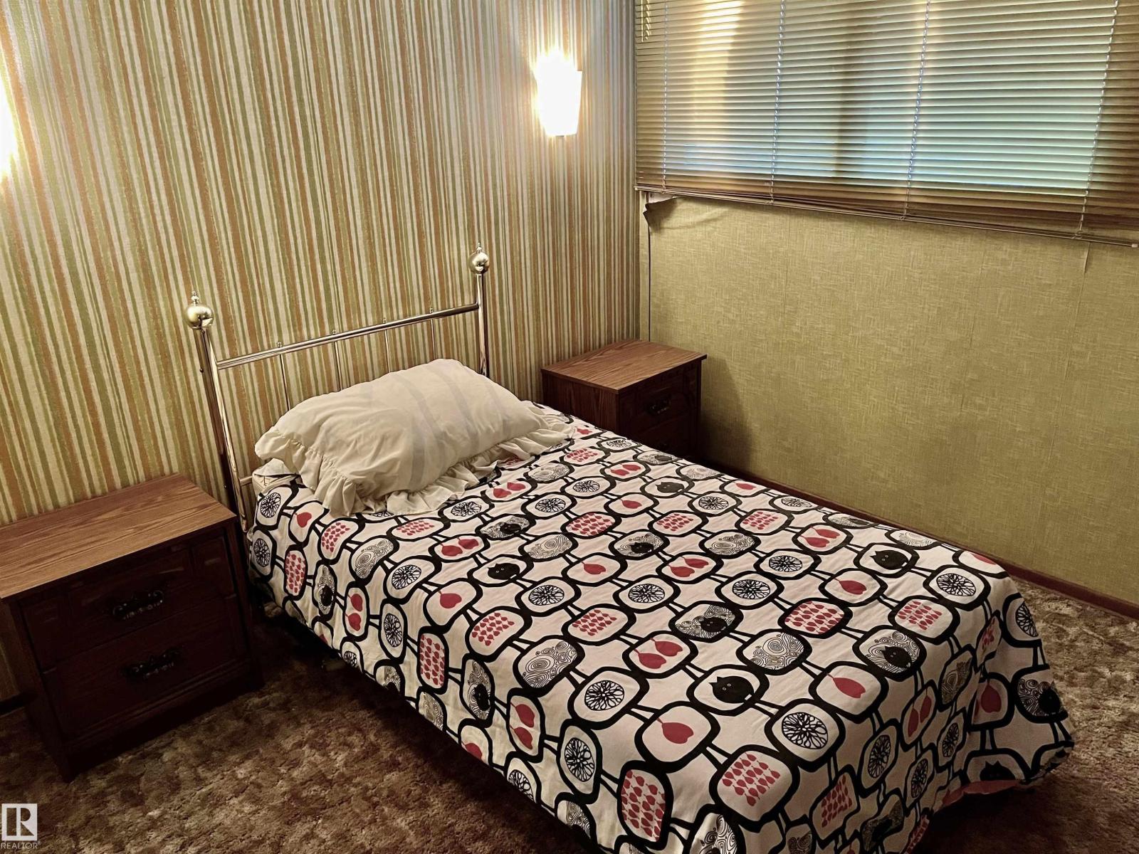 15416 75 Av Nw, Edmonton, Alberta  T5R 2Z1 - Photo 12 - E4466046