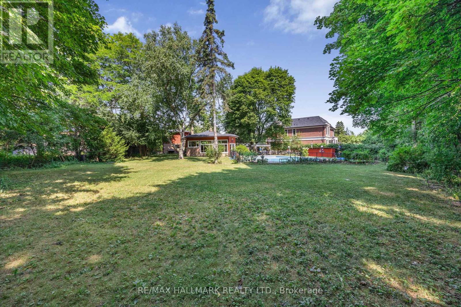 19 Talwood Drive, Toronto, Ontario  M3B 2P4 - Photo 47 - C12550630