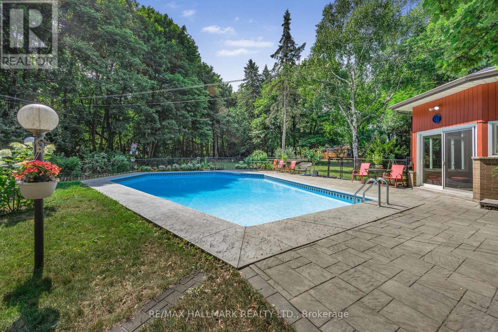 19 Talwood Drive, Toronto, Ontario  M3B 2P4 - Photo 43 - C12550630